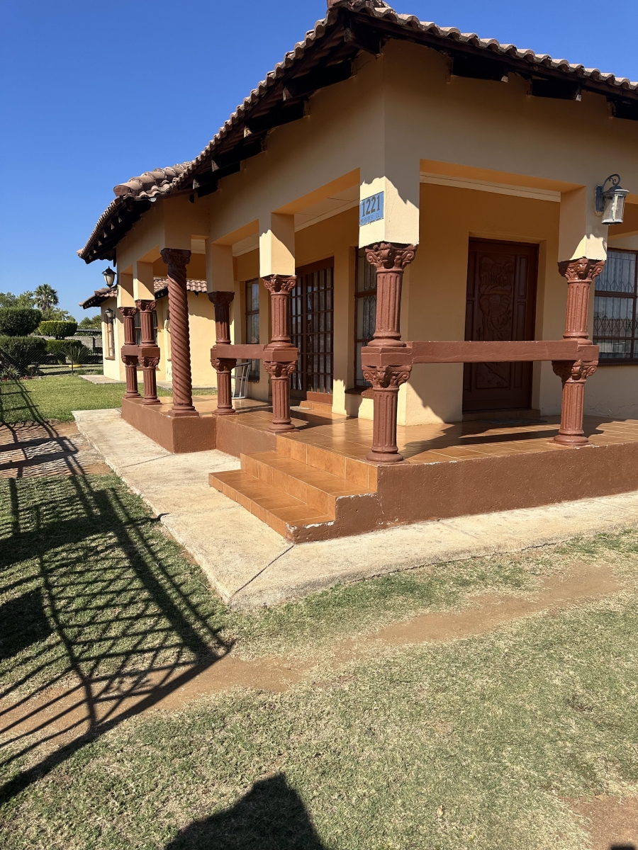 3 Bedroom Property for Sale in Mogwase Unit 4 North West